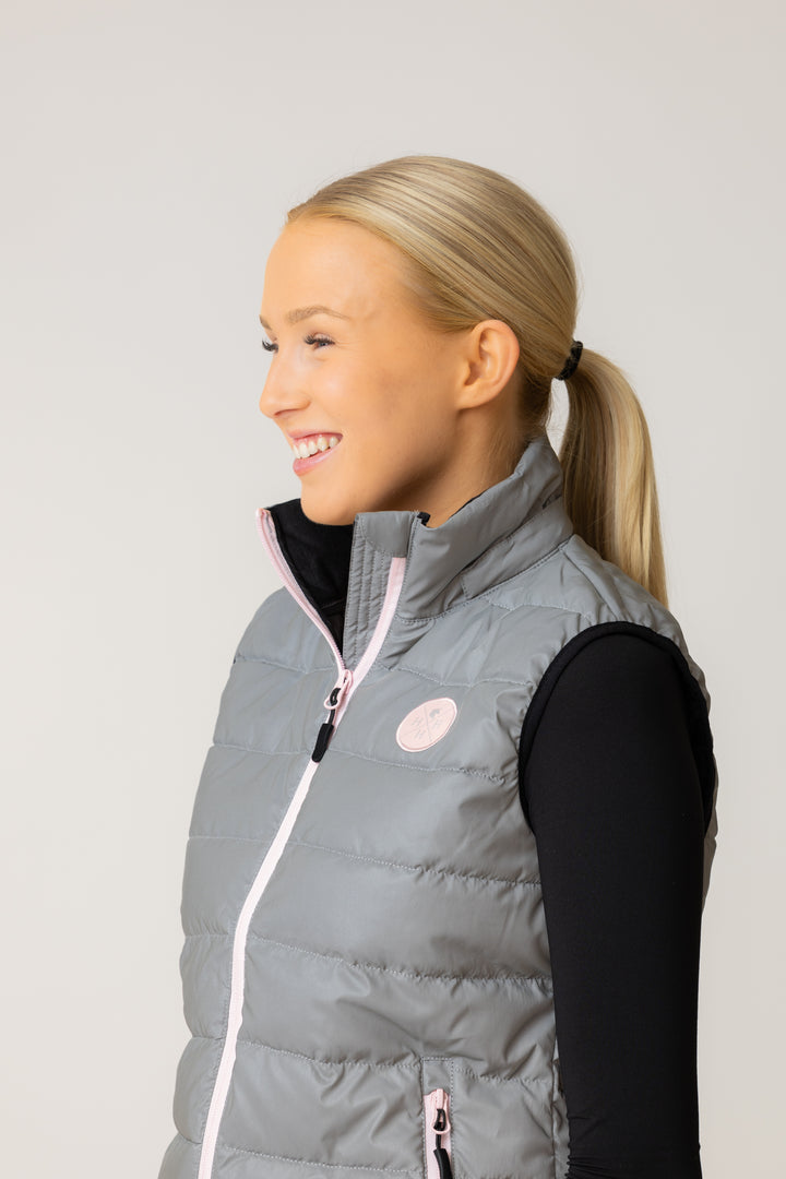 HoH Shine in The Dark Heijastava liivi logolla